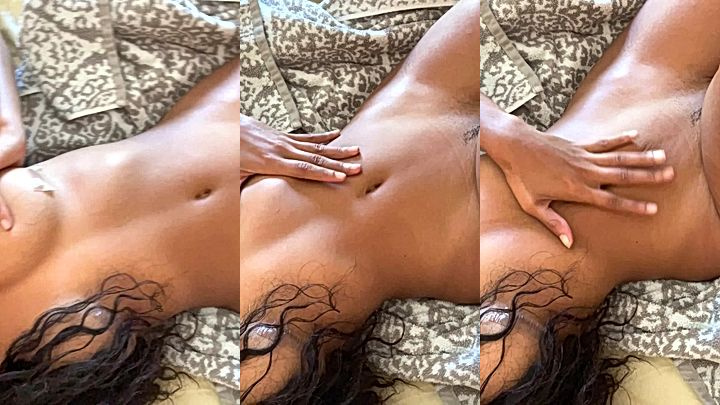 wild chick Helayna Marie feeling so horny while staying on her bed naked want to cum inside her