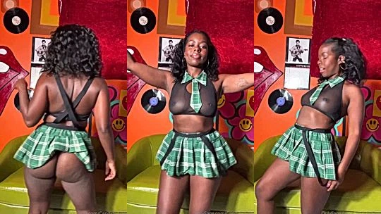 sexy ebony slut Candidlycam undressing and shaking her ass onlyfans