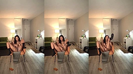 onlyfans leak ebony Frankiiy loves when you stare while she drill her pussy wild and messy leaked onlyfans video