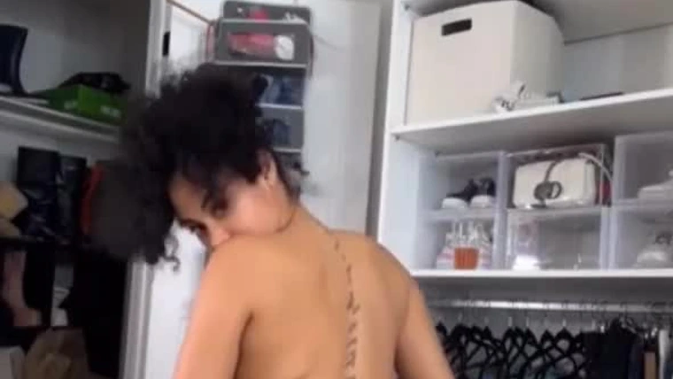 naughty onlyfans babe Himynamestee’s twerk that makes you hard