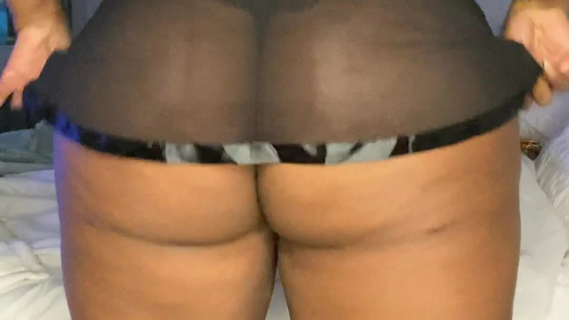 bouncing this juicy ass just for you, Prissy Blaire’s leaked onlyfans ass tease