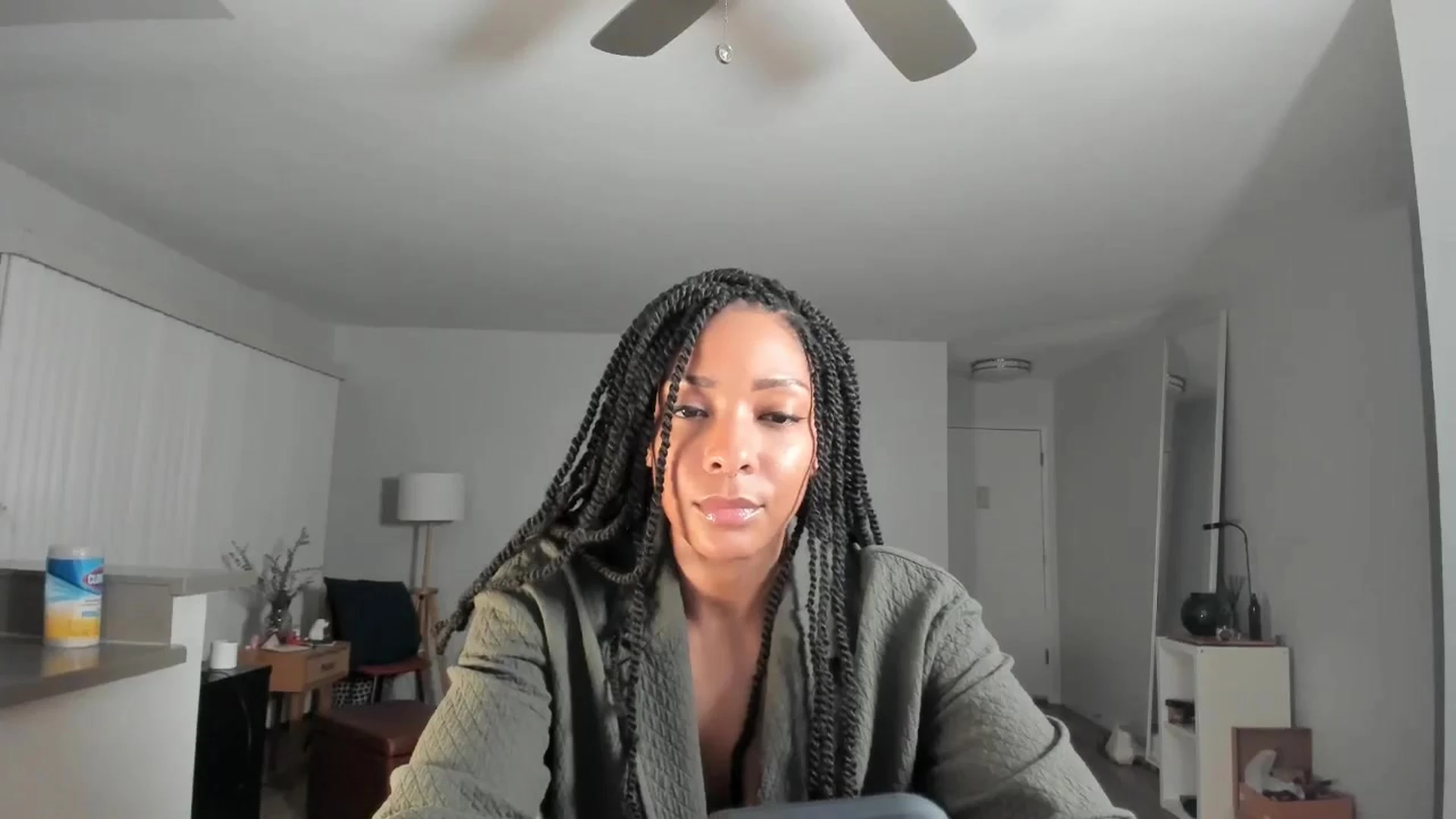 horny black ebony stepsis Frankiiy plays with her sex toy